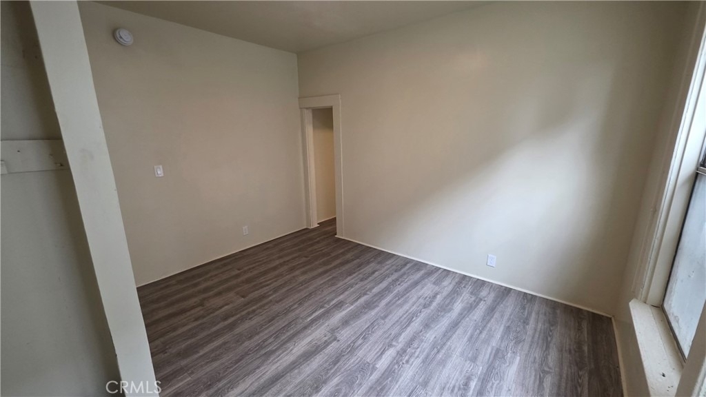 1021 W 25th Street - Photo 16