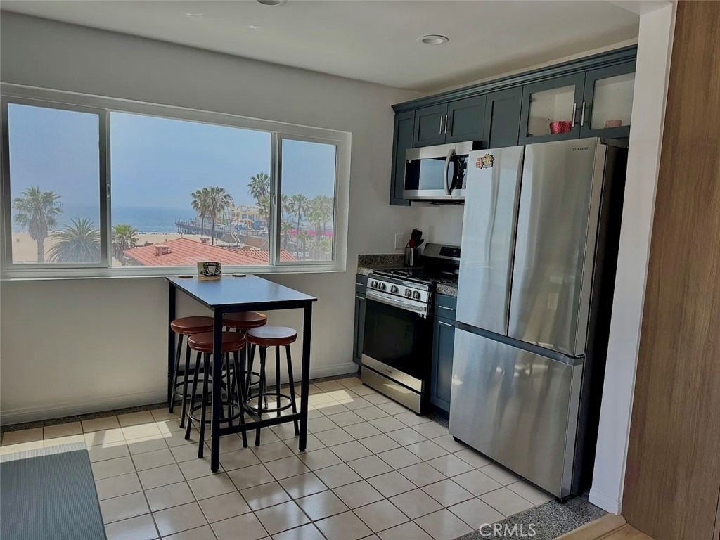 1649 Appian Way - Photo 1