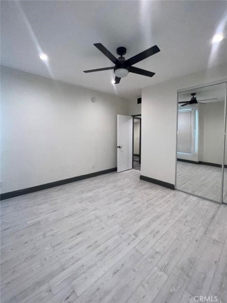 13920 Moorpark - Photo 2