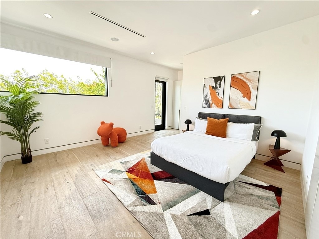 415 N Martel Avenue - Photo 30