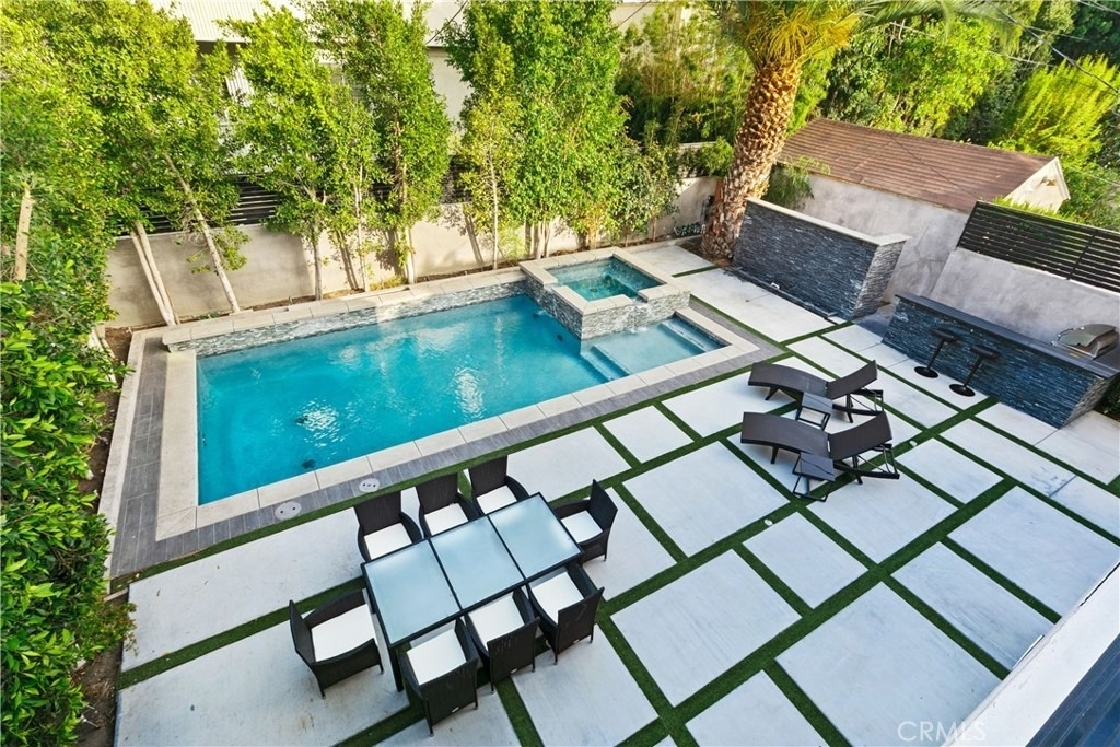 454 S Holt Avenue - Photo 12