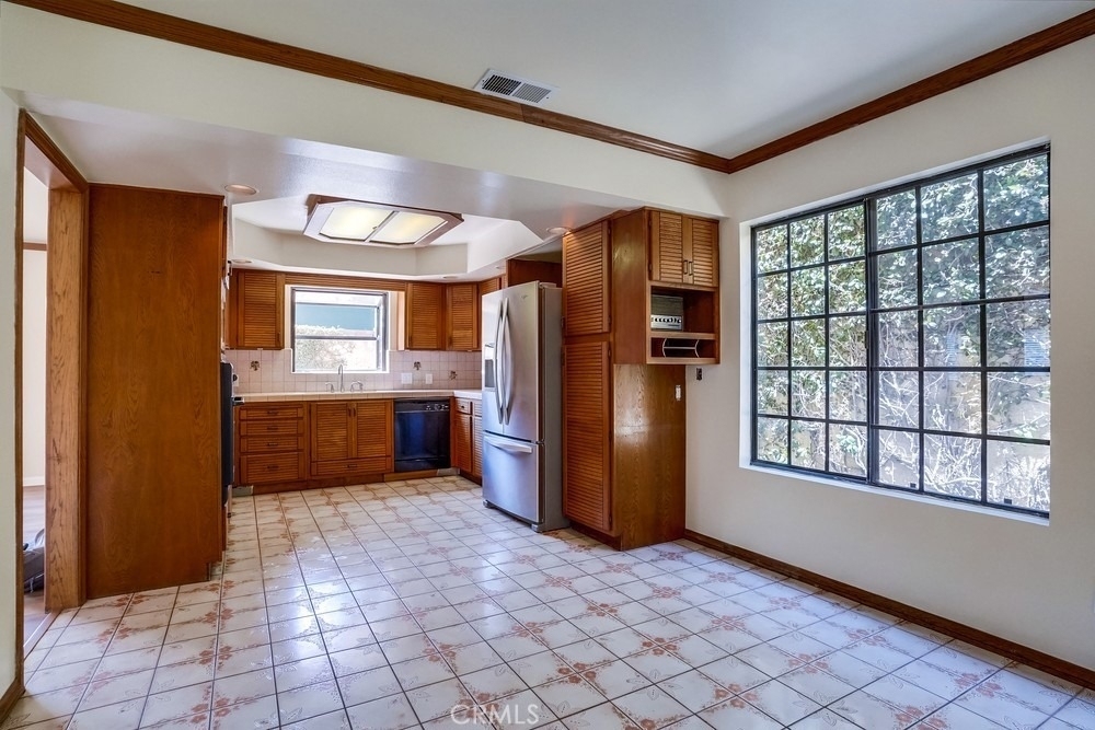 1307 Mackay Lane - Photo 18