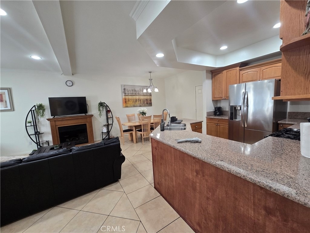 8026 Telegraph - Photo 6