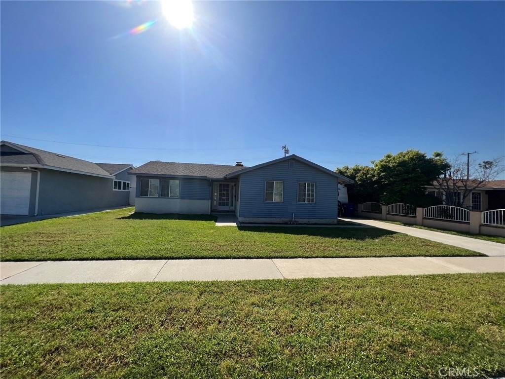 8031 San Huerta - Photo 0