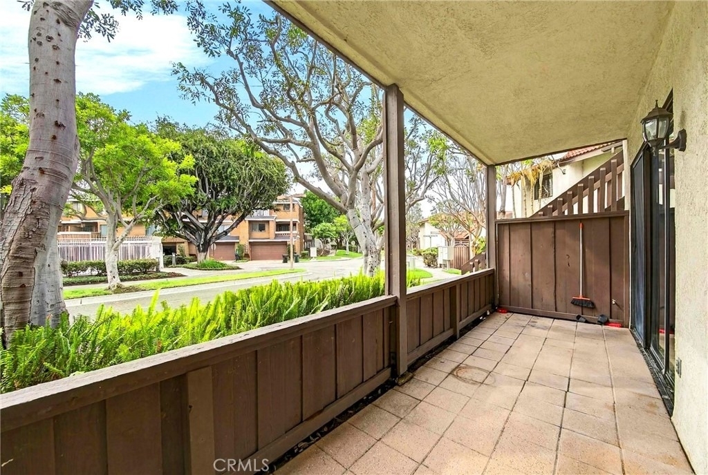 8615 Meadow Brook - Photo 18