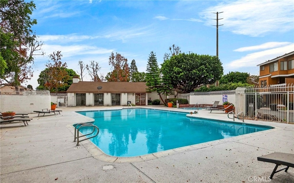 8615 Meadow Brook - Photo 25