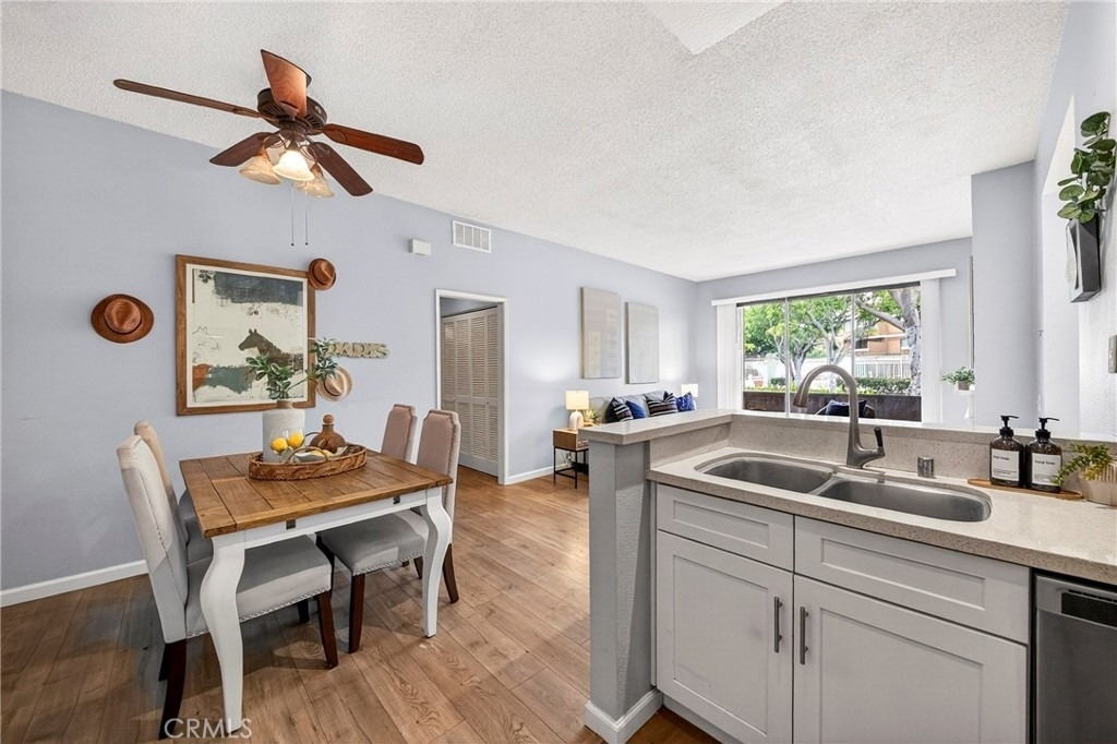 8615 Meadow Brook - Photo 5