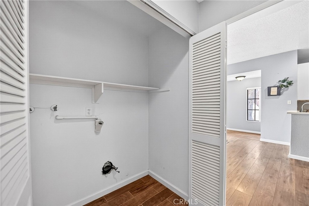 8615 Meadow Brook - Photo 7