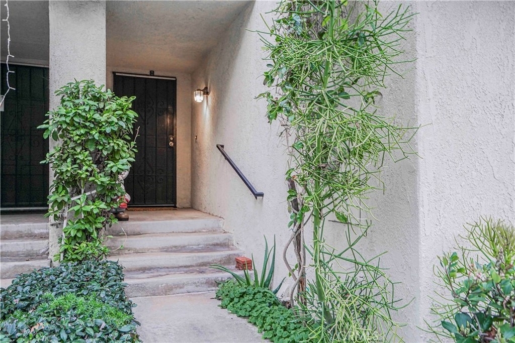 926 Whitewater - Photo 2