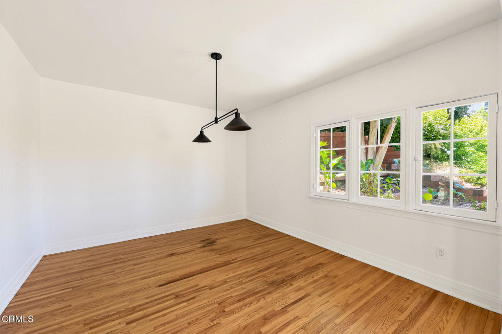 1323 Indiana Avenue - Photo 9