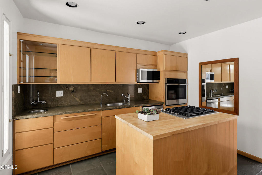 1323 Indiana Avenue - Photo 12