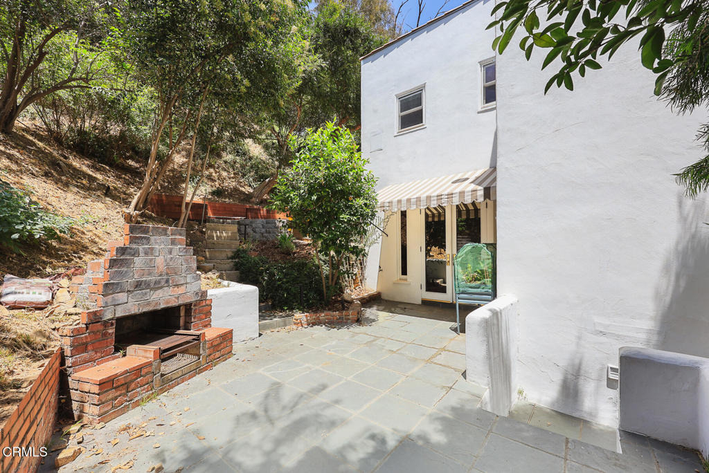 1323 Indiana Avenue - Photo 35
