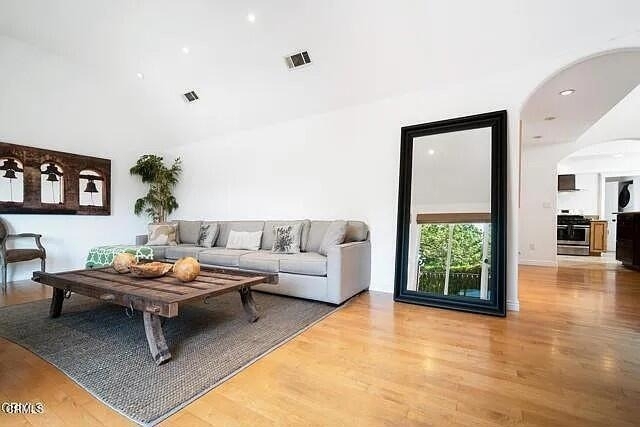 748 N La Jolla Avenue - Photo 2
