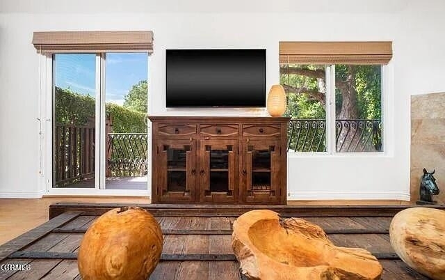 748 N La Jolla Avenue - Photo 4