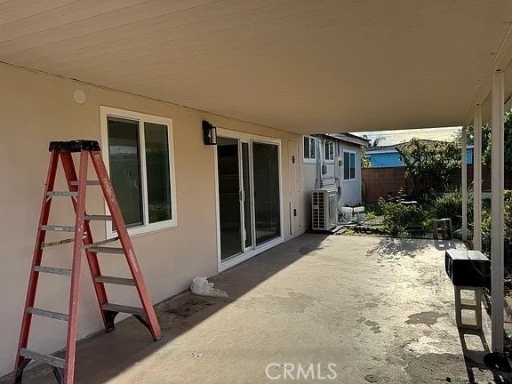 11791 Comstock - Photo 5