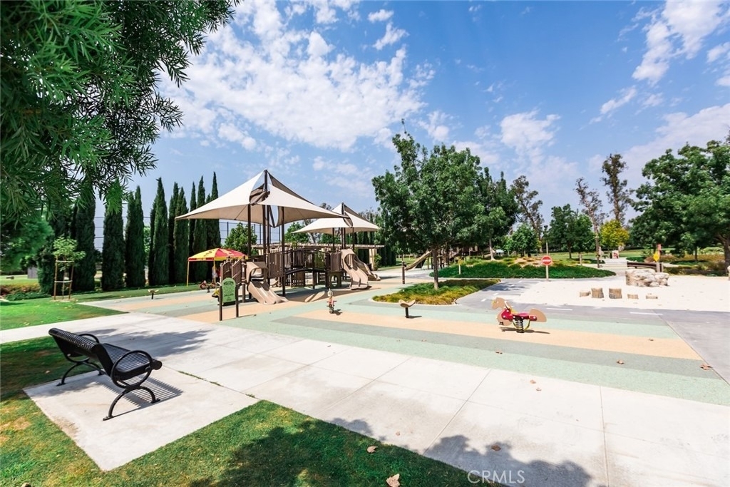 64 Thornapple - Photo 33