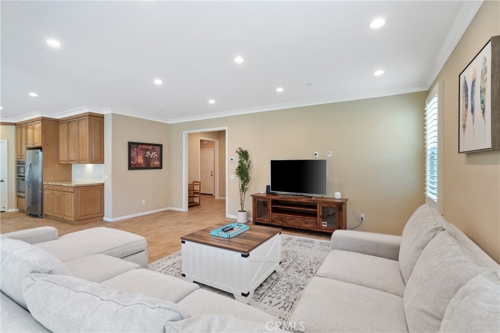61 Crestwick - Photo 2