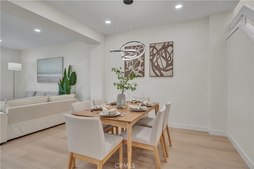 21 Lakefront - Photo 2