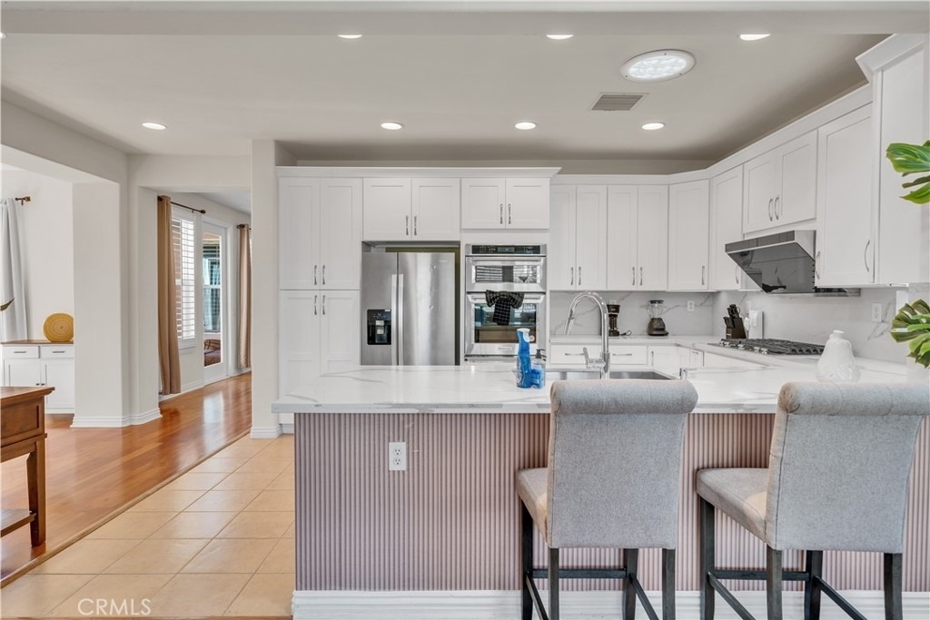 17 Riveroaks - Photo 3