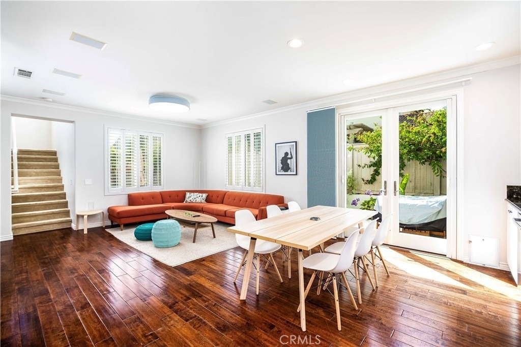 107 Waterman - Photo 0