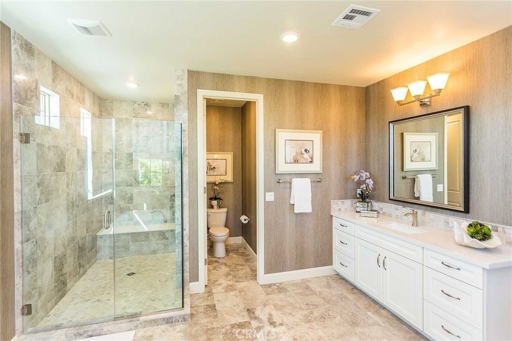 104 Electra - Photo 14
