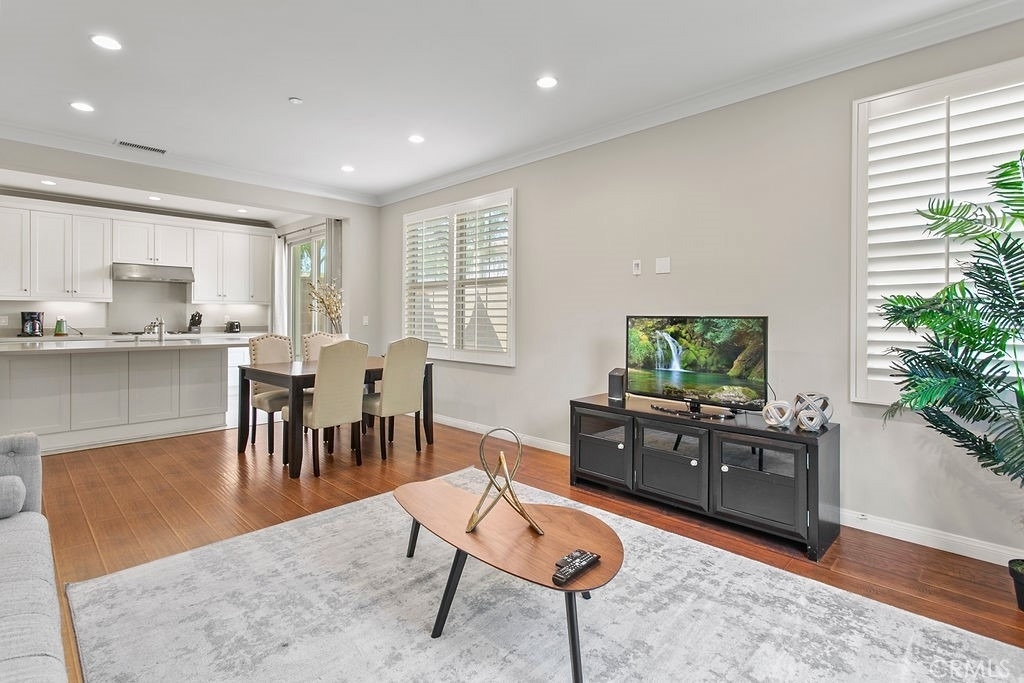 101 Thornhurst - Photo 4