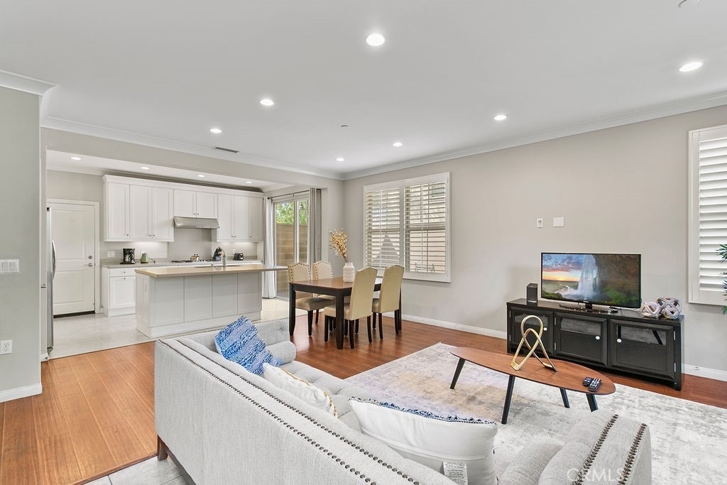 101 Thornhurst - Photo 3