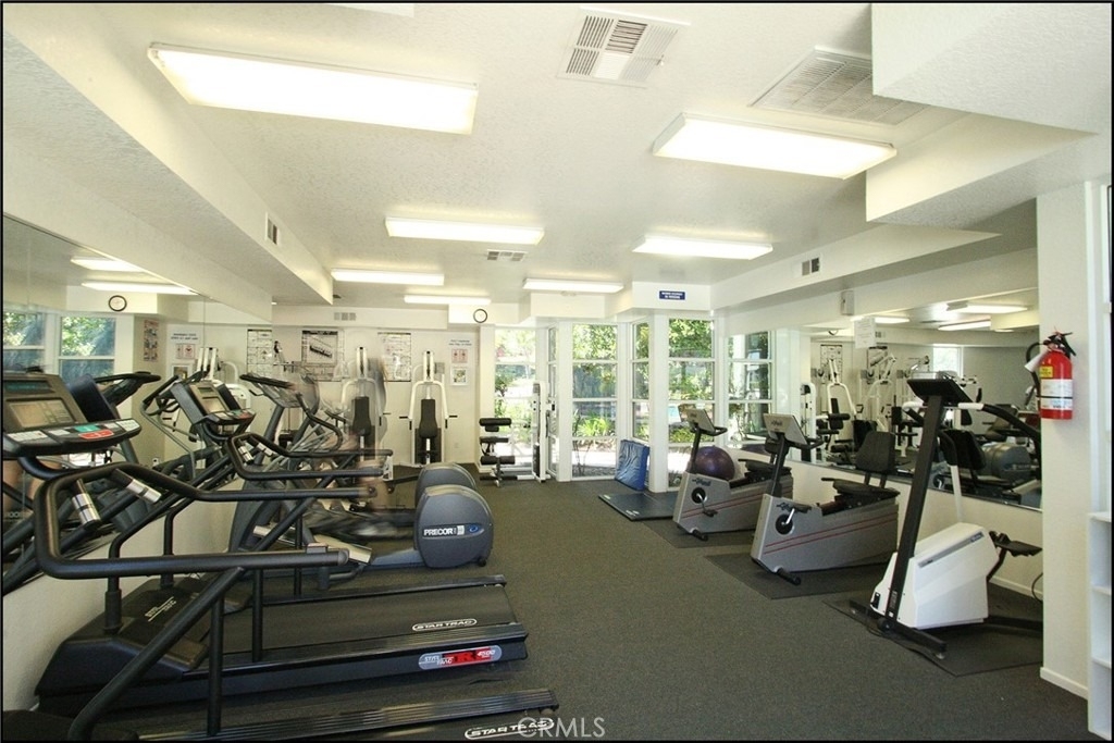 18 Parkwood - Photo 33