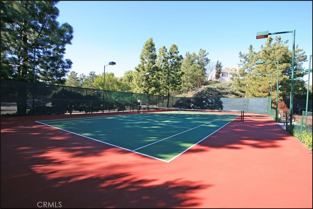 18 Parkwood - Photo 29