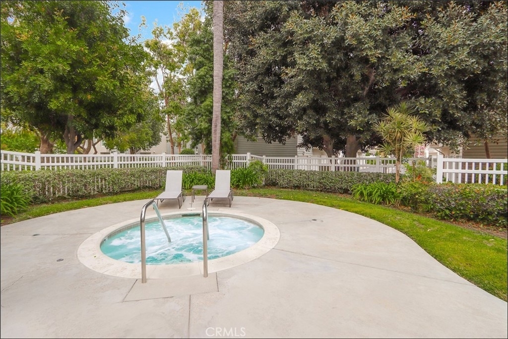 18 Parkwood - Photo 32