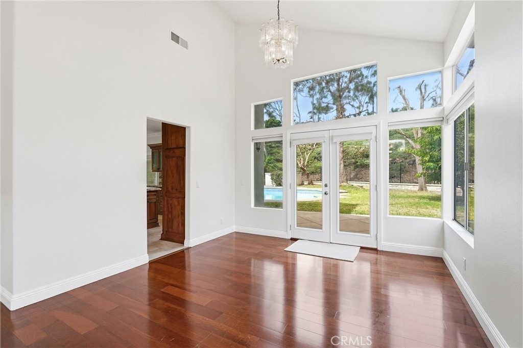 23302 Vista Carillo - Photo 4