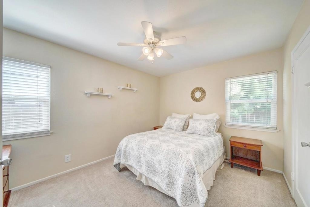 1024 Locust Street - Photo 7
