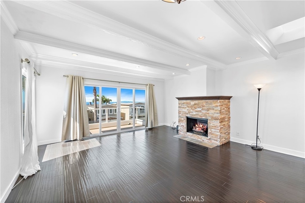 882 Acapulco Street - Photo 3