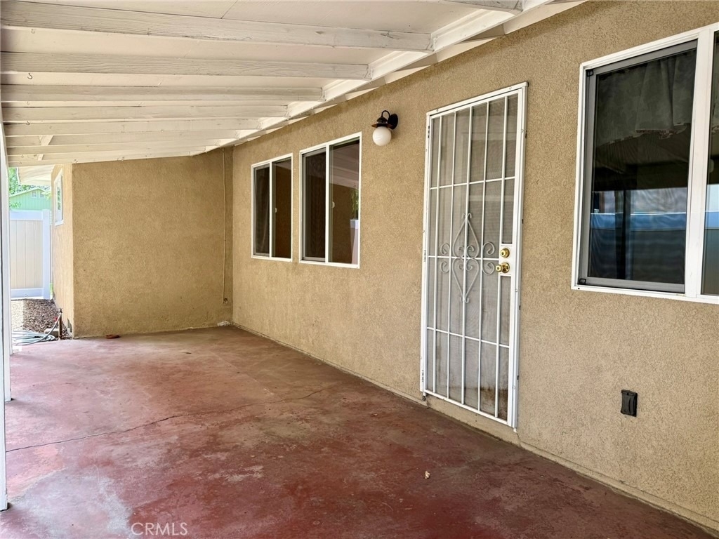 6074 Palm Avenue - Photo 13