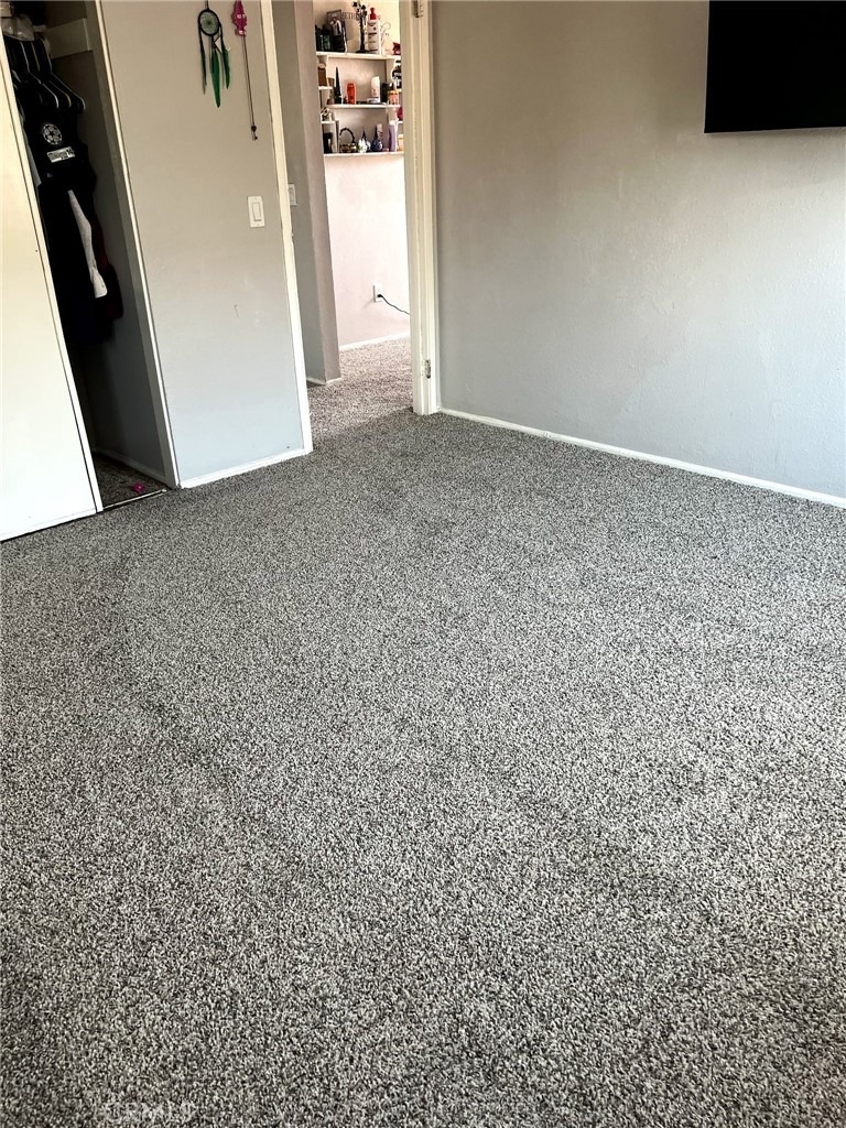 250 N Elk - Photo 3