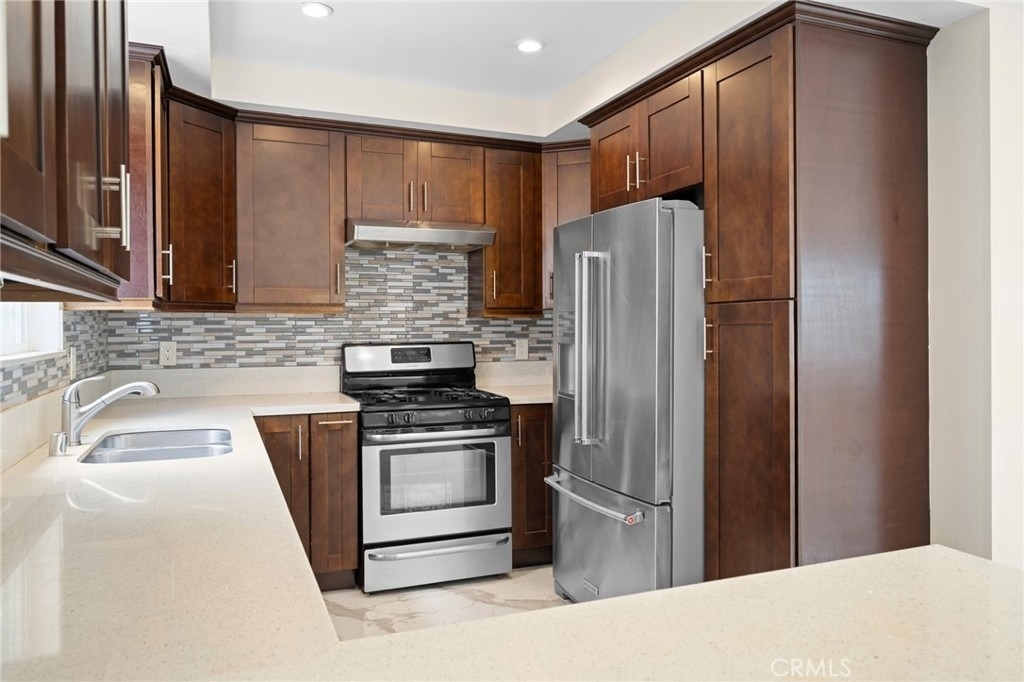 532 W Harvard St - Photo 8