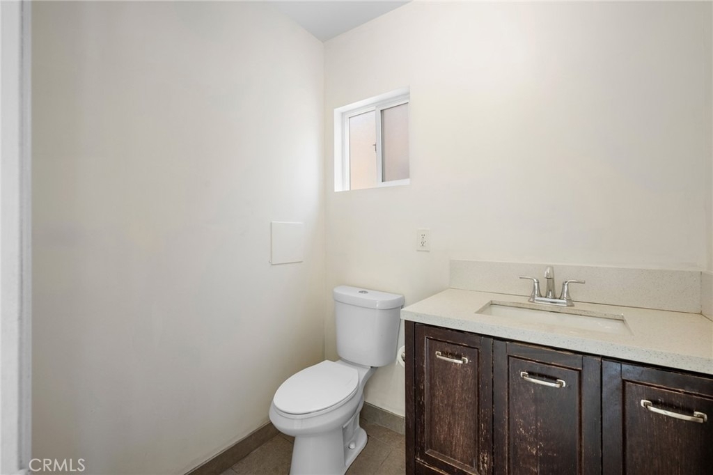 532 W Harvard St - Photo 9