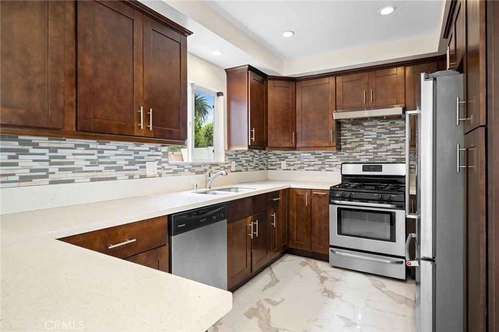 532 W Harvard St - Photo 7