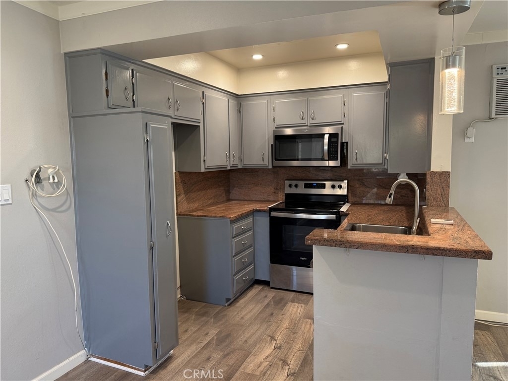 10749 New Haven Street - Photo 1