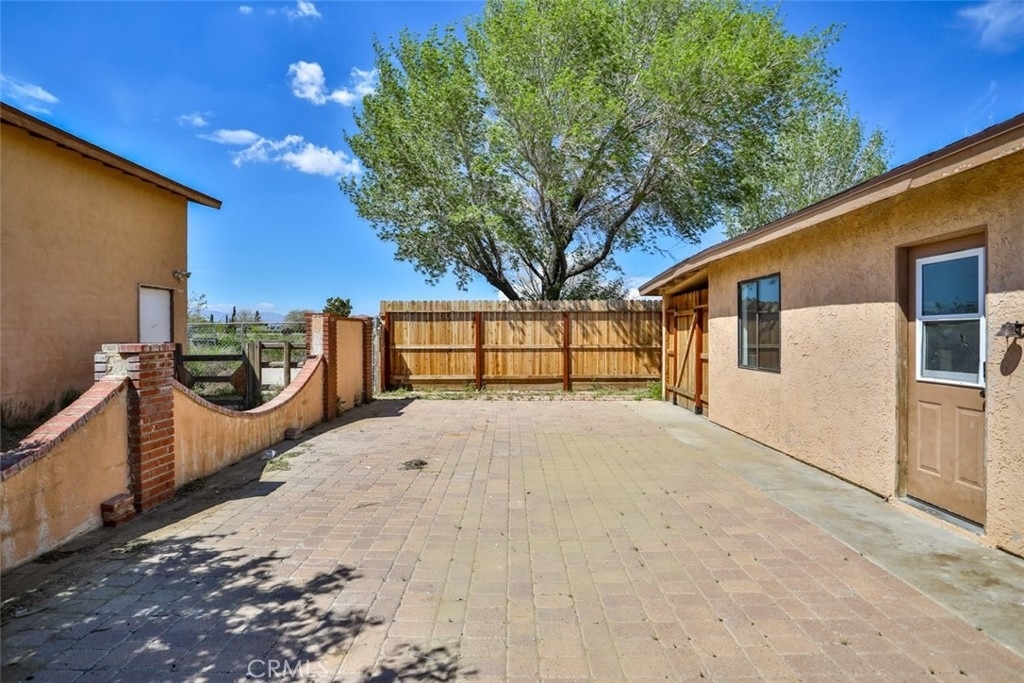 7033 W Avenue A2 - Photo 36