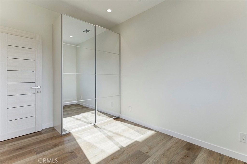 10920 Nassau Ave. - Photo 4