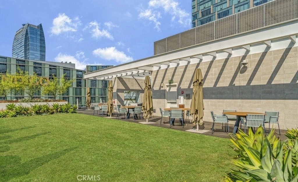 877 Francisco - Photo 22