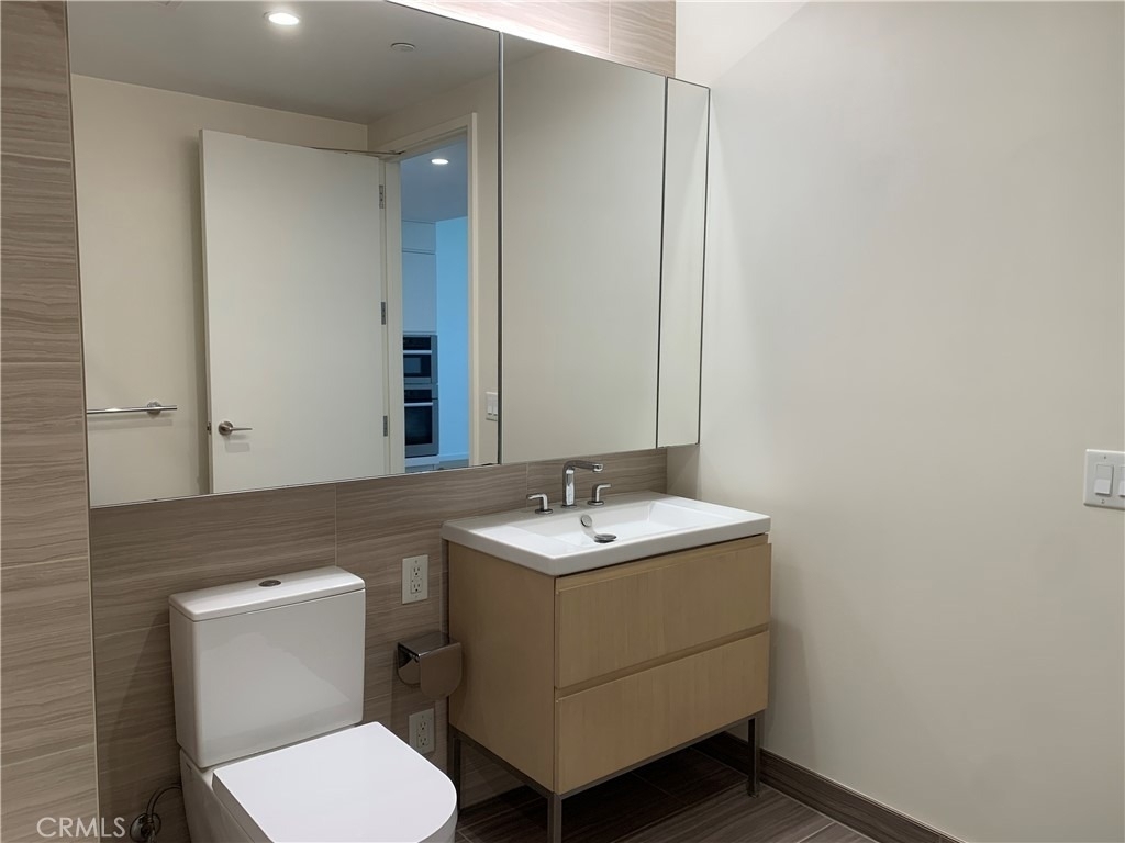 877 Francisco - Photo 6
