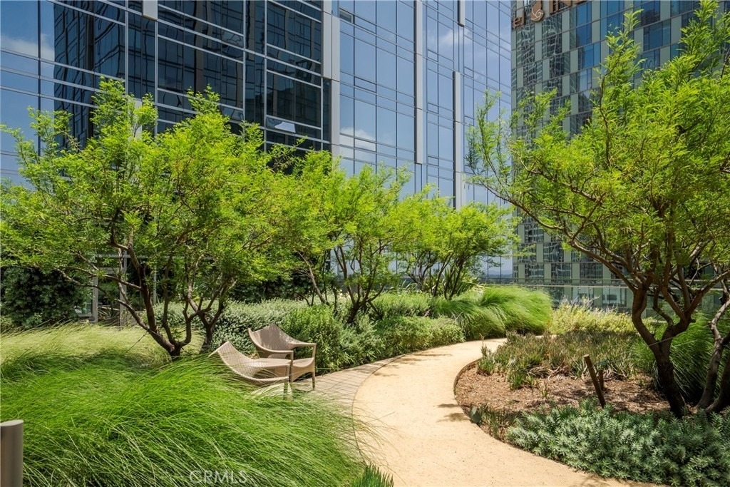 877 Francisco Street - Photo 26