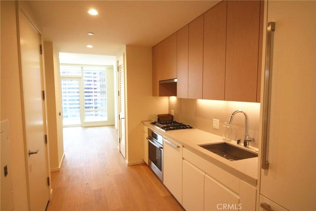877 Francisco Street - Photo 0