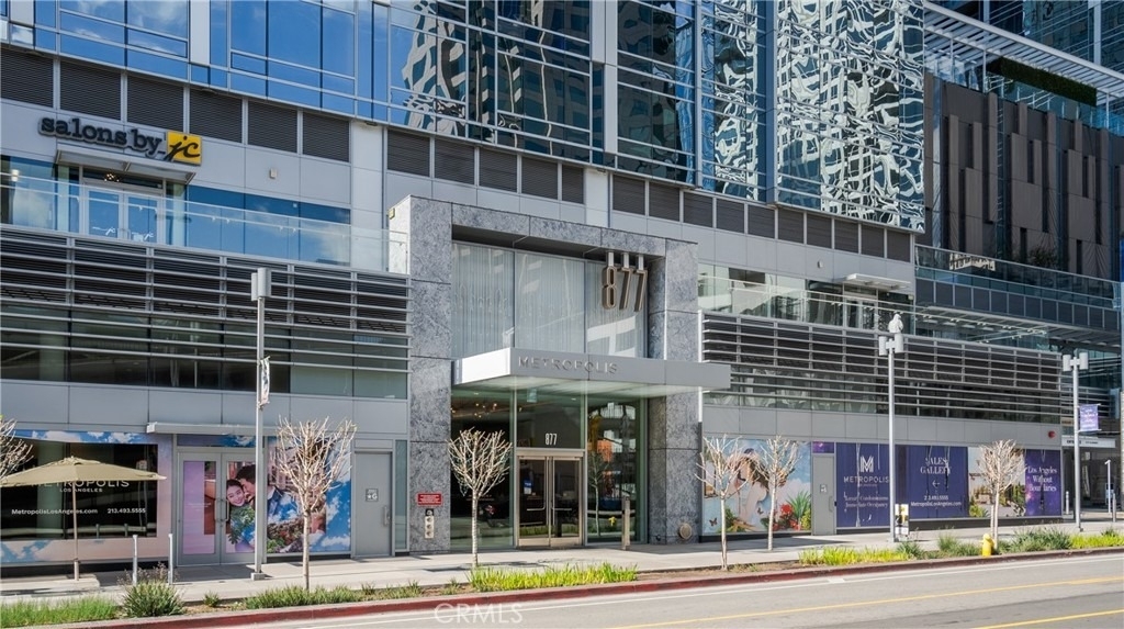 877 Francisco Street - Photo 10