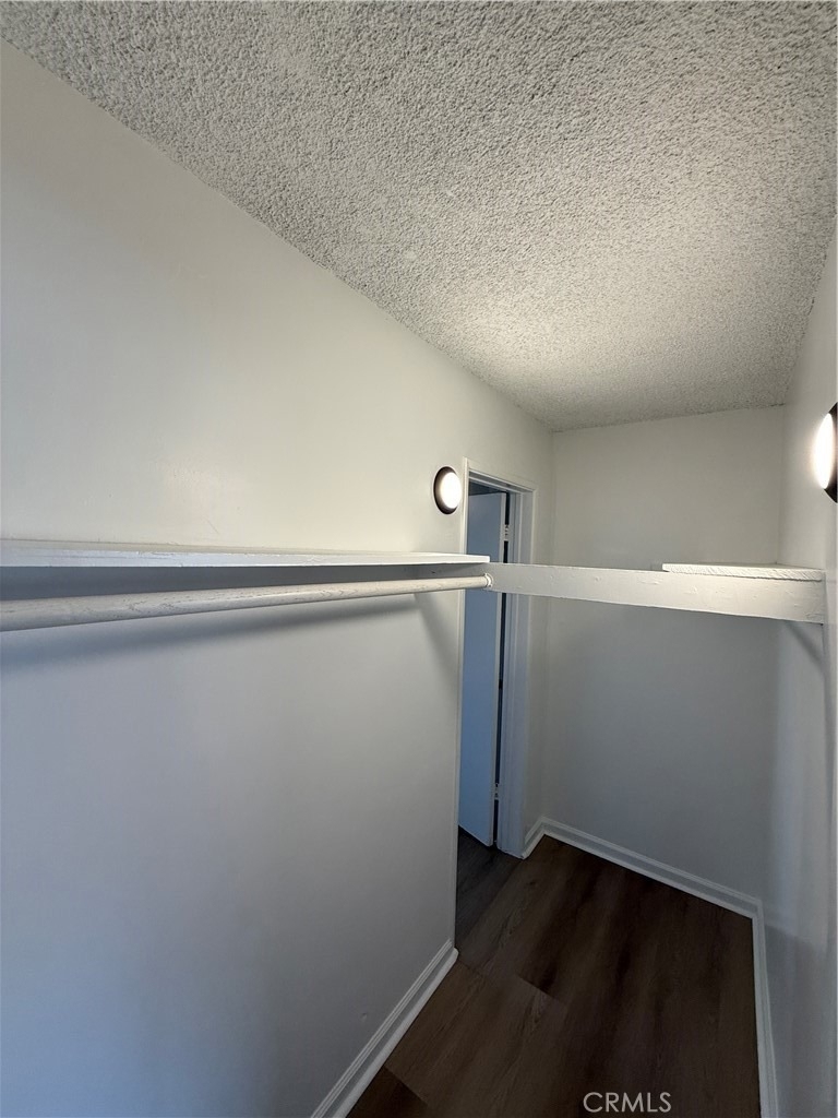 1006 E Nocta Street - Photo 9