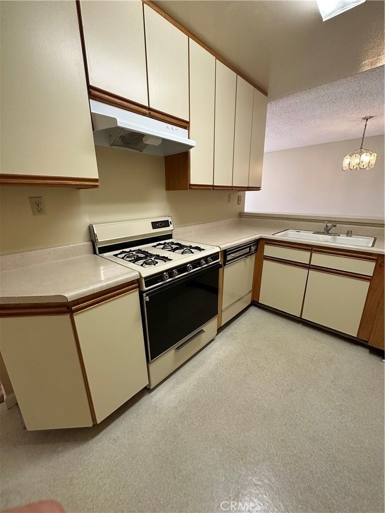 420 Milford Street - Photo 16