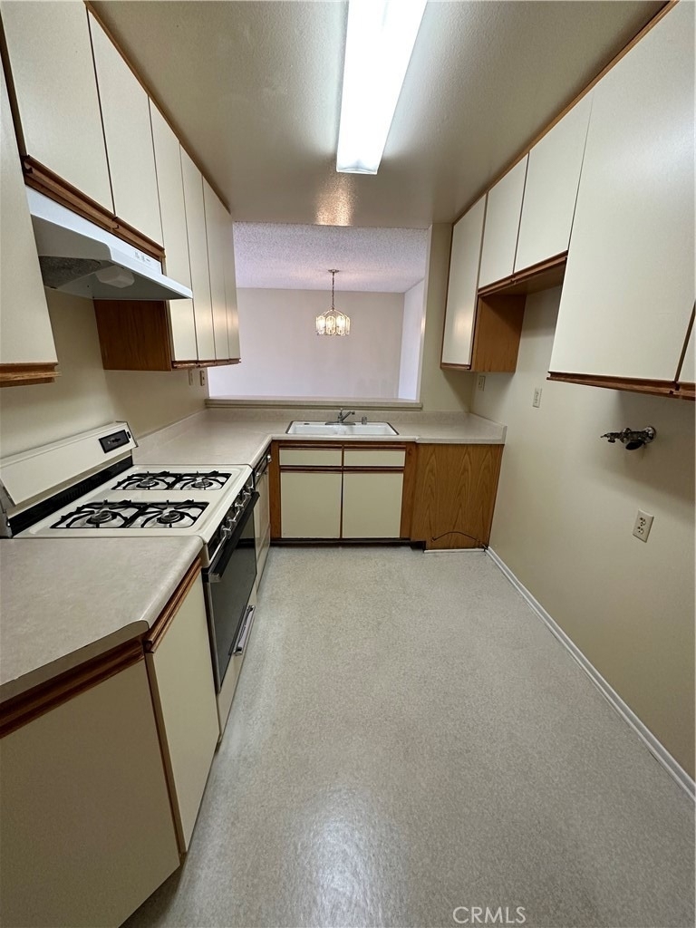 420 Milford Street - Photo 7