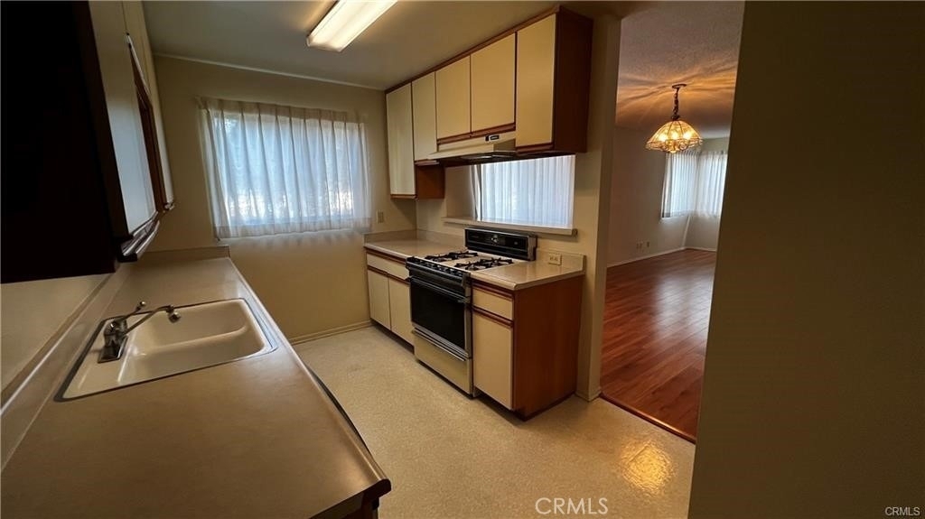 410 Milford Street - Photo 8
